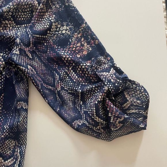 Aqua Women Blouse Snake Print Animal Blue Purple Color Sz XS - Picture 4 of 12